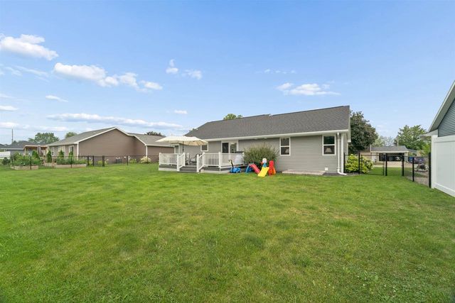 2406 HENDRICKS AVENUE, Kaukauna, WI 54130