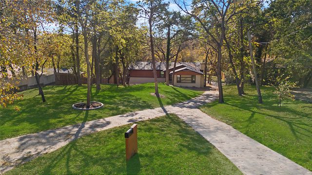 2510 Gladiolus Lane, Dallas, TX 75233