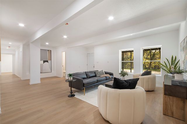 2510 Gladiolus Lane, Dallas, TX 75233