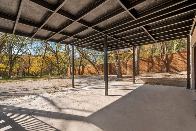 2510 Gladiolus Lane, Dallas, TX 75233