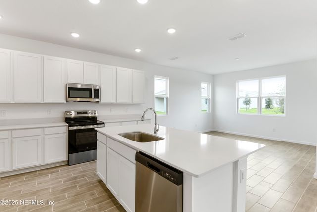 1775 CARNELIAN Street, Deland, FL 32720