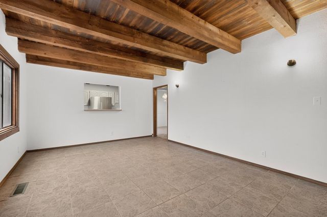 3300 La Mancha Drive NW, Albuquerque, NM 87104