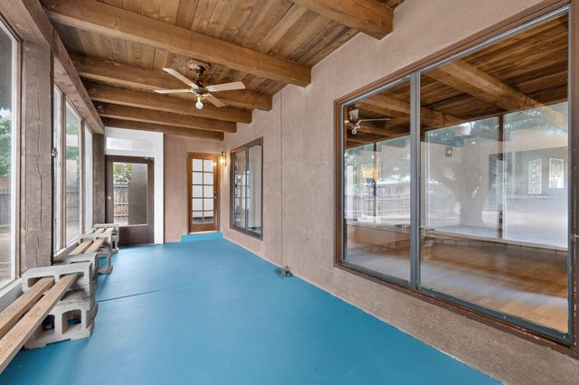 3300 La Mancha Drive NW, Albuquerque, NM 87104