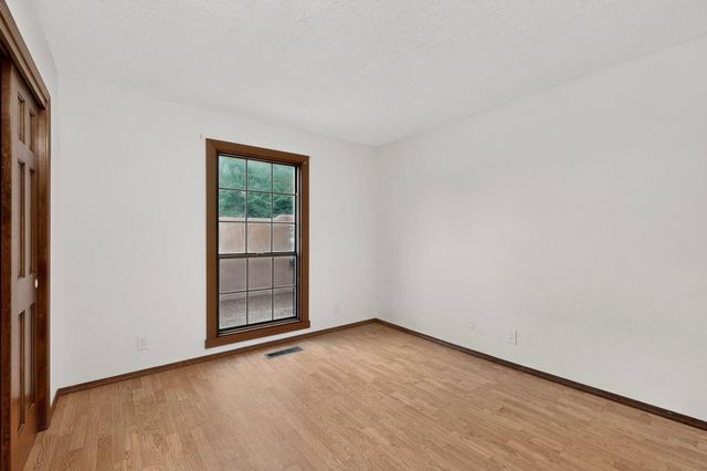 3300 La Mancha Drive NW, Albuquerque, NM 87104