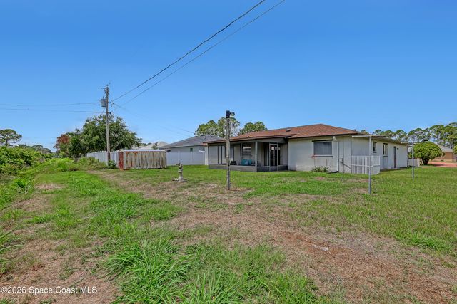 431 Ellington Avenue SE, Palm Bay, FL 32909