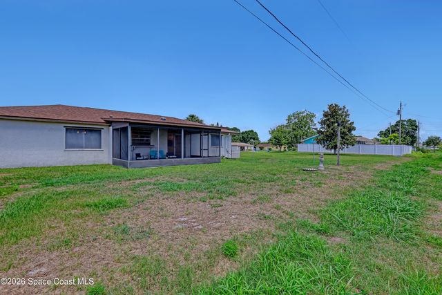 431 Ellington Avenue SE, Palm Bay, FL 32909