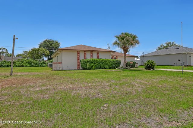 431 Ellington Avenue SE, Palm Bay, FL 32909