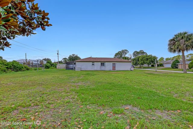 431 Ellington Avenue SE, Palm Bay, FL 32909