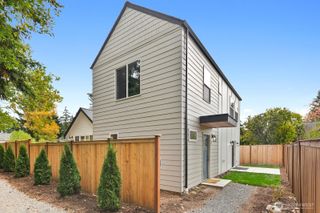 13007 1st Avenue NE, Seattle, WA 98125