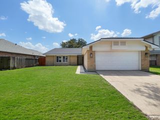 4227 Tasselwood Lane, Houston, TX 77014