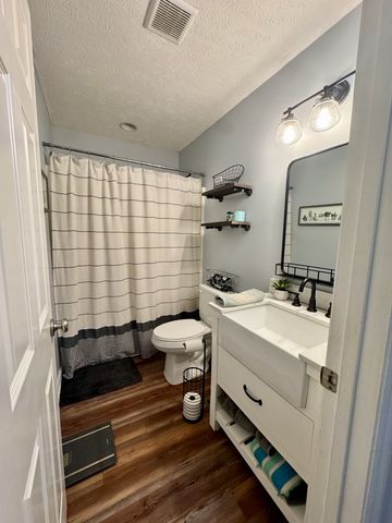 120 Skyview Dr, Carthage, TN 37030