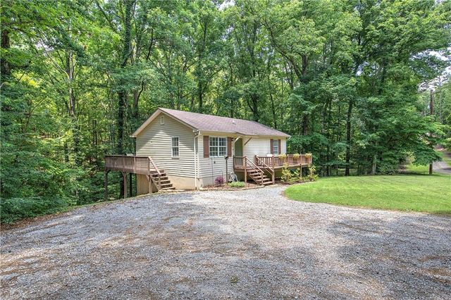 90 Amanda Lane SW, Cartersville, GA 30120