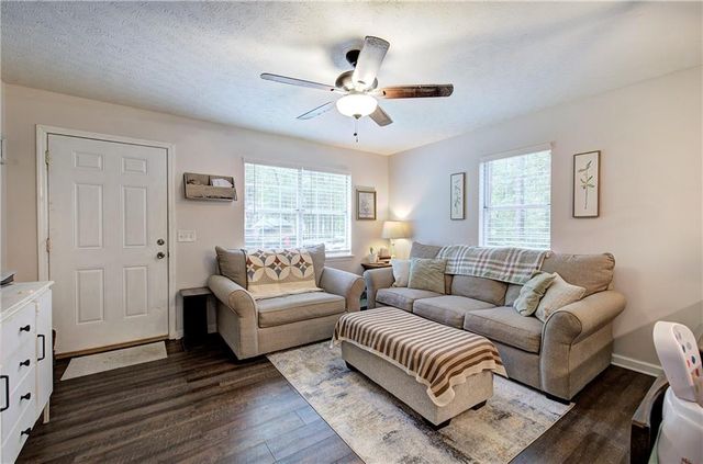 90 Amanda Lane SW, Cartersville, GA 30120