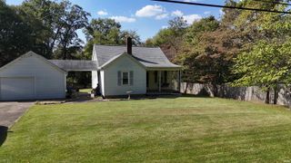 11700 Oak Trail Drive, Evansville, IN 47725