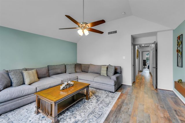 130 S Millport Circle, Spring, TX 77382