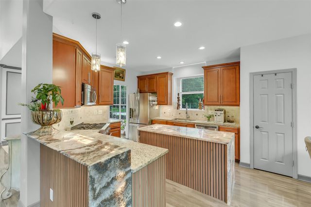 130 S Millport Circle, Spring, TX 77382