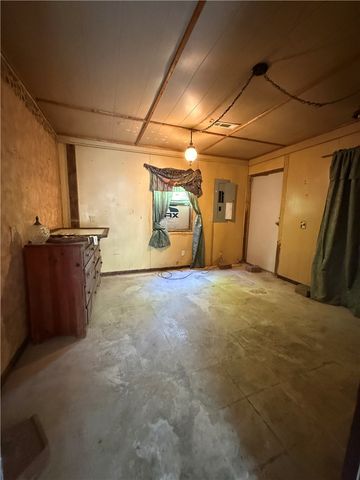 17932 Pine Ridge Road, Springdale, AR 72764