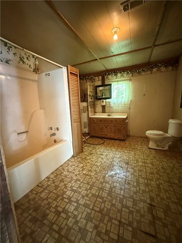 17932 Pine Ridge Road, Springdale, AR 72764