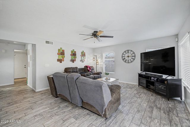 16413 W SANDRA Lane, Surprise, AZ 85388