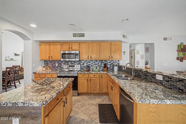16413 W SANDRA Lane, Surprise, AZ 85388