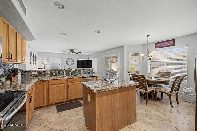 16413 W SANDRA Lane, Surprise, AZ 85388