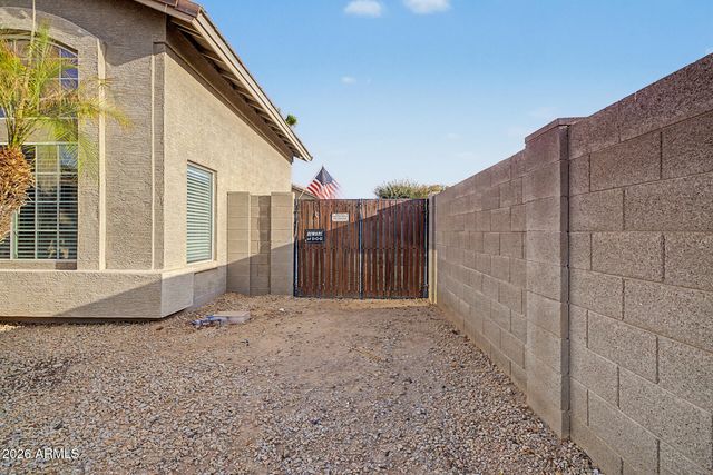 16413 W SANDRA Lane, Surprise, AZ 85388