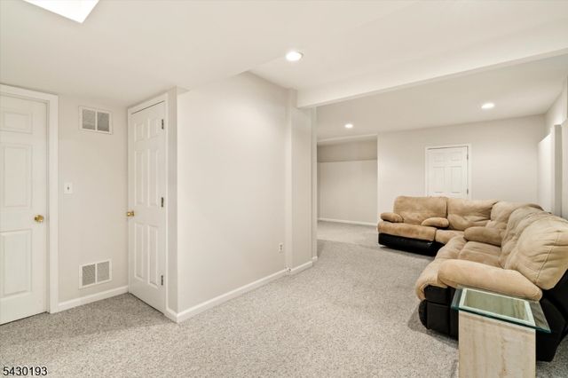 55 Harvard Cir, Montgomery Twp., NJ 08540
