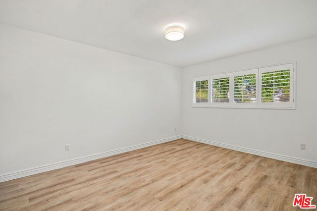 22777 Brenford Street, Woodland Hills (los Angeles), CA 91364
