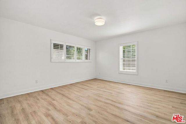 22777 Brenford Street, Woodland Hills (los Angeles), CA 91364