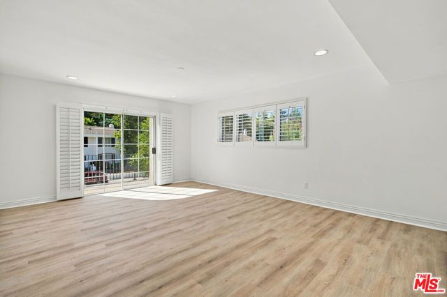 22777 Brenford Street, Woodland Hills (los Angeles), CA 91364