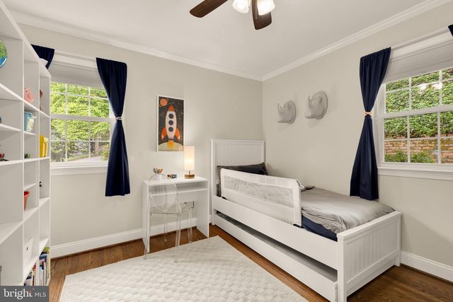 2801 S JOYCE ST, Arlington, VA 22202