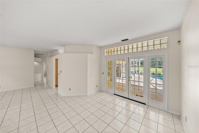 5210 CAMBERLEA AVENUE, Zephyrhills, FL 33541