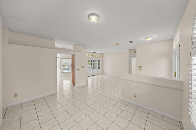 5210 CAMBERLEA AVENUE, Zephyrhills, FL 33541