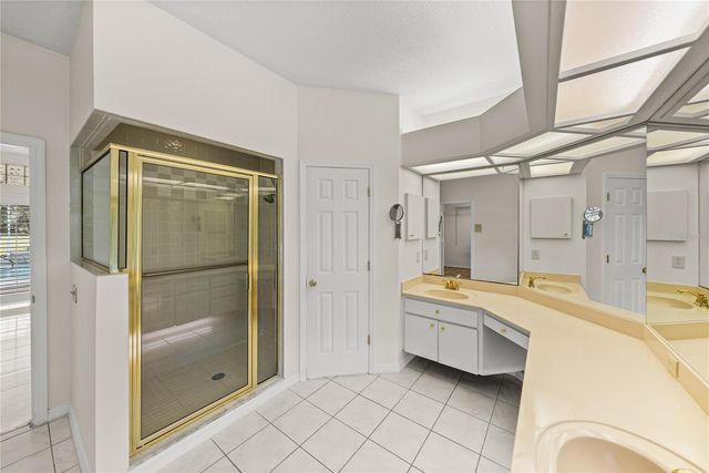 5210 CAMBERLEA AVENUE, Zephyrhills, FL 33541