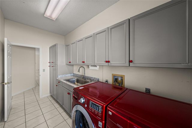 5210 CAMBERLEA AVENUE, Zephyrhills, FL 33541