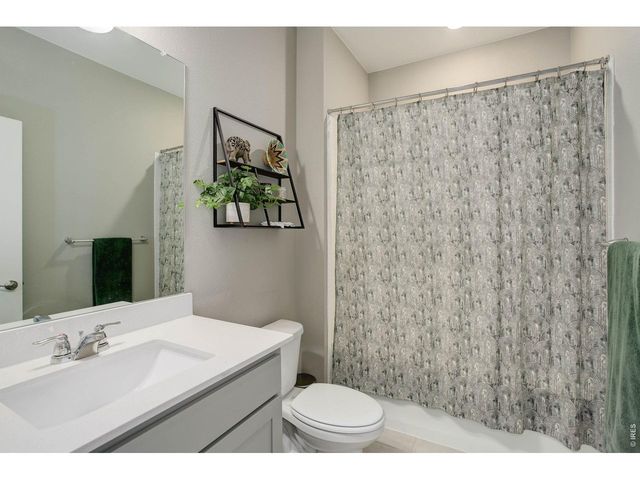 908 Rollins Den Dr, Fort Collins, CO 80524