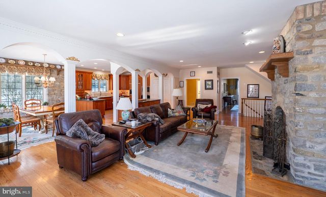 3165 DOE BROOK RD, Collegeville, PA 19426