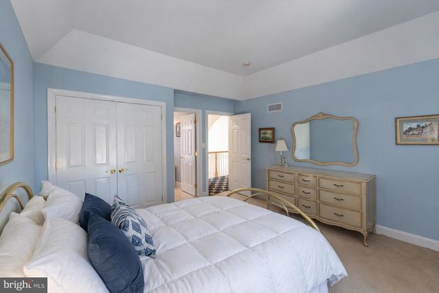 3165 DOE BROOK RD, Collegeville, PA 19426