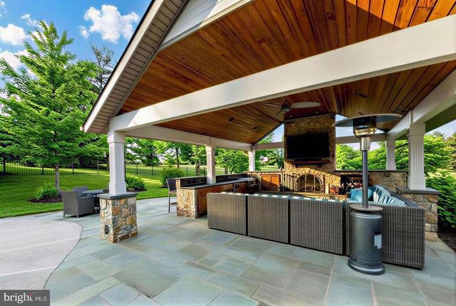 3165 DOE BROOK RD, Collegeville, PA 19426