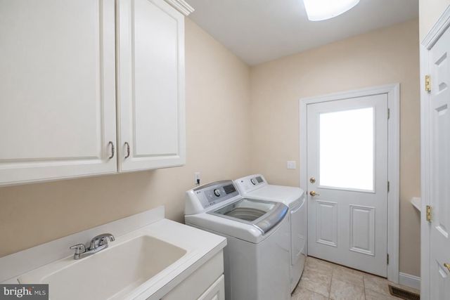 3165 DOE BROOK RD, Collegeville, PA 19426