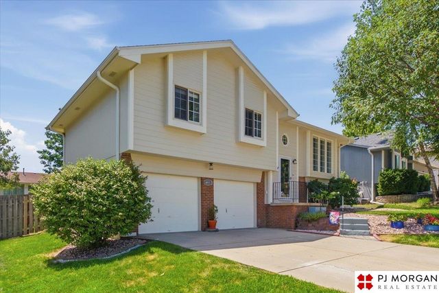 6611 Aspen Street, La Vista, NE 68128