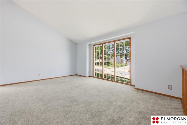6611 Aspen Street, La Vista, NE 68128