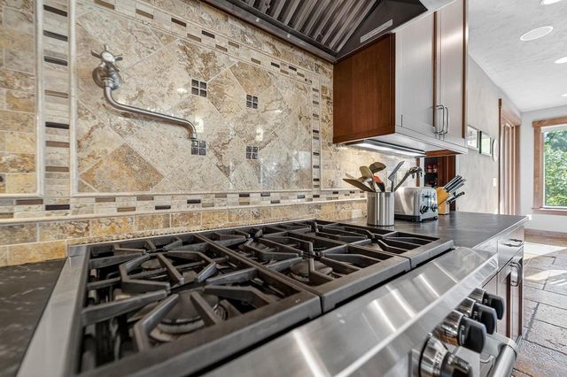 5675 Ashbourne Lane, Fitchburg, WI 53711