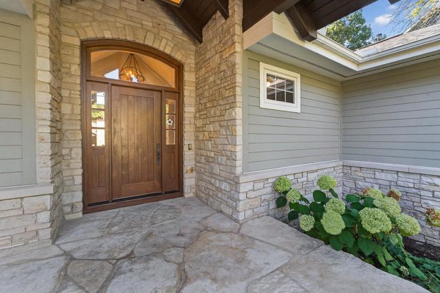 5675 Ashbourne Lane, Fitchburg, WI 53711