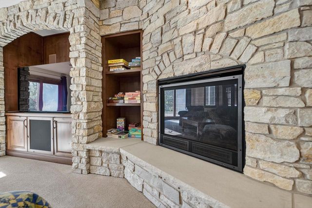 5675 Ashbourne Lane, Fitchburg, WI 53711