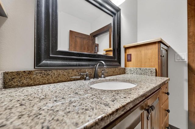 5675 Ashbourne Lane, Fitchburg, WI 53711