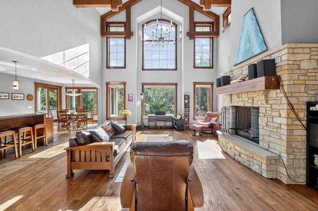 5675 Ashbourne Lane, Fitchburg, WI 53711