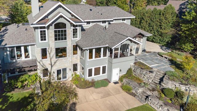 5675 Ashbourne Lane, Fitchburg, WI 53711