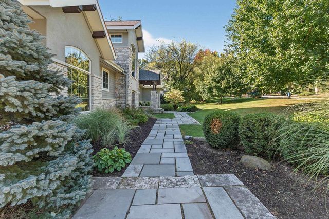 5675 Ashbourne Lane, Fitchburg, WI 53711