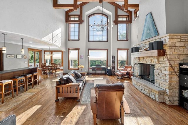 5675 Ashbourne Lane, Fitchburg, WI 53711